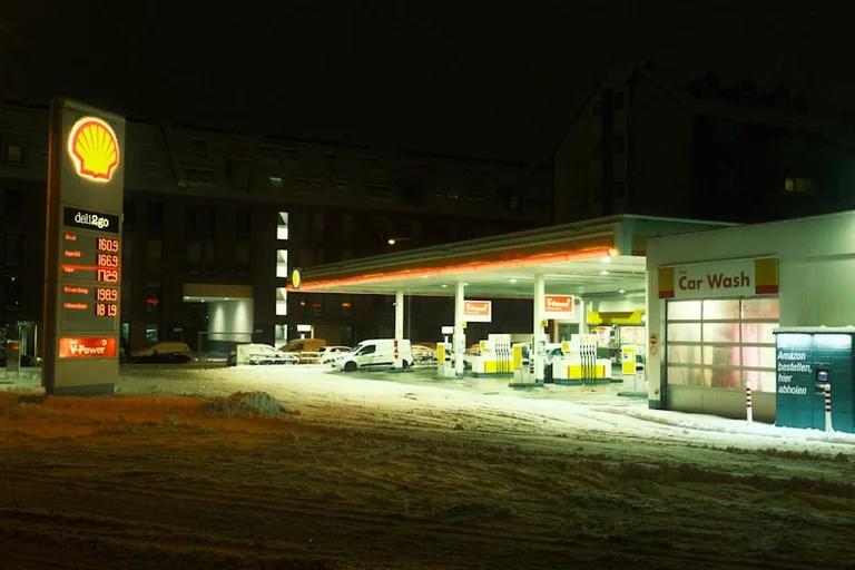 Degvielas cenas Baltijā: kā pareizi salīdzināt izmaksas
