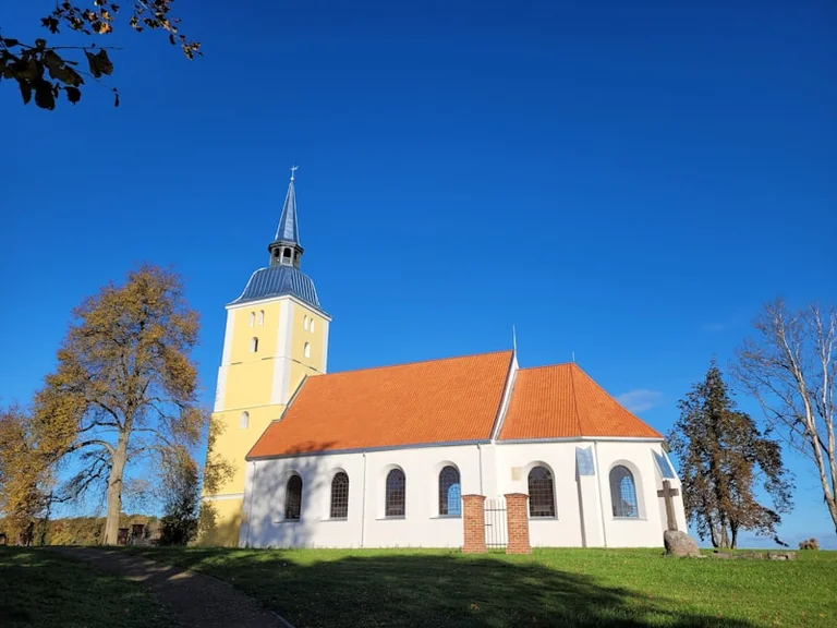Perseīdas 12.–13. augustā: kā izvēlēties vietu Latvijā