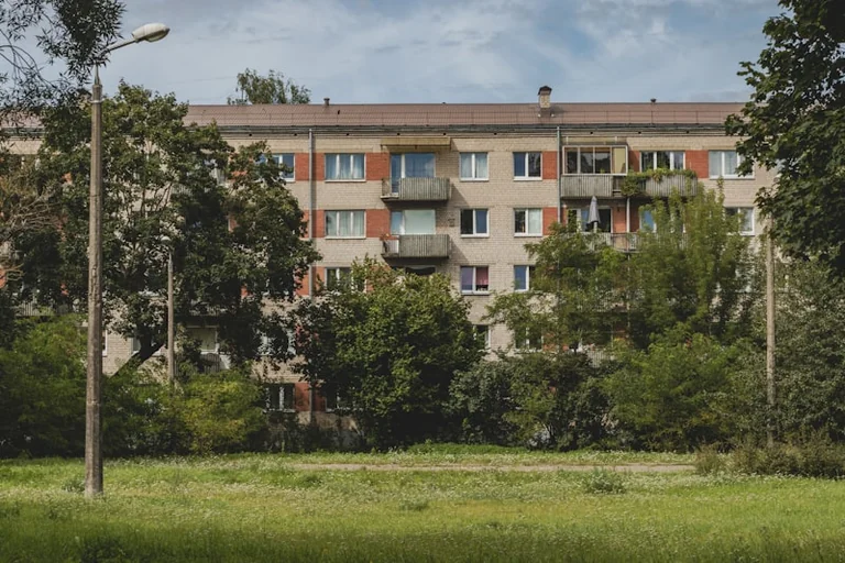 Rīgā no septembra mainīs NĪN atvieglojumu pieteikšanu