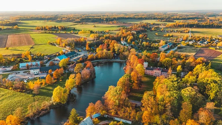 Pasaules tūrisma diena: ko vietējais ceļojums dod Latvijas reģionam